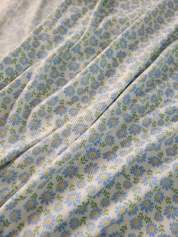 Malha Canelada Estampa Florzinha Margarida Azul 1 Metro Malha Para Pijama - Image 3